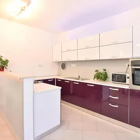 Pet Friendly In With Kitchen Apartamento *